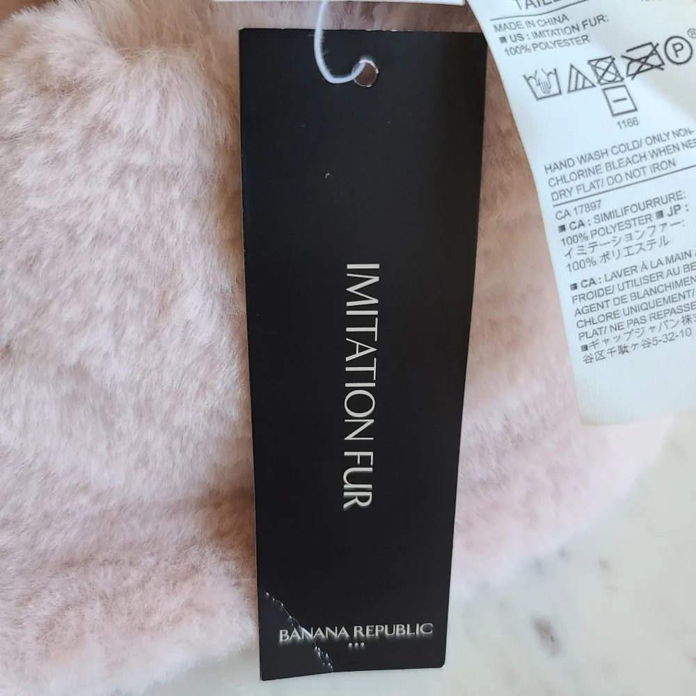 NWT Banana Republic Factory Blush Pink Imitation Fur Circle Scarf Cowl